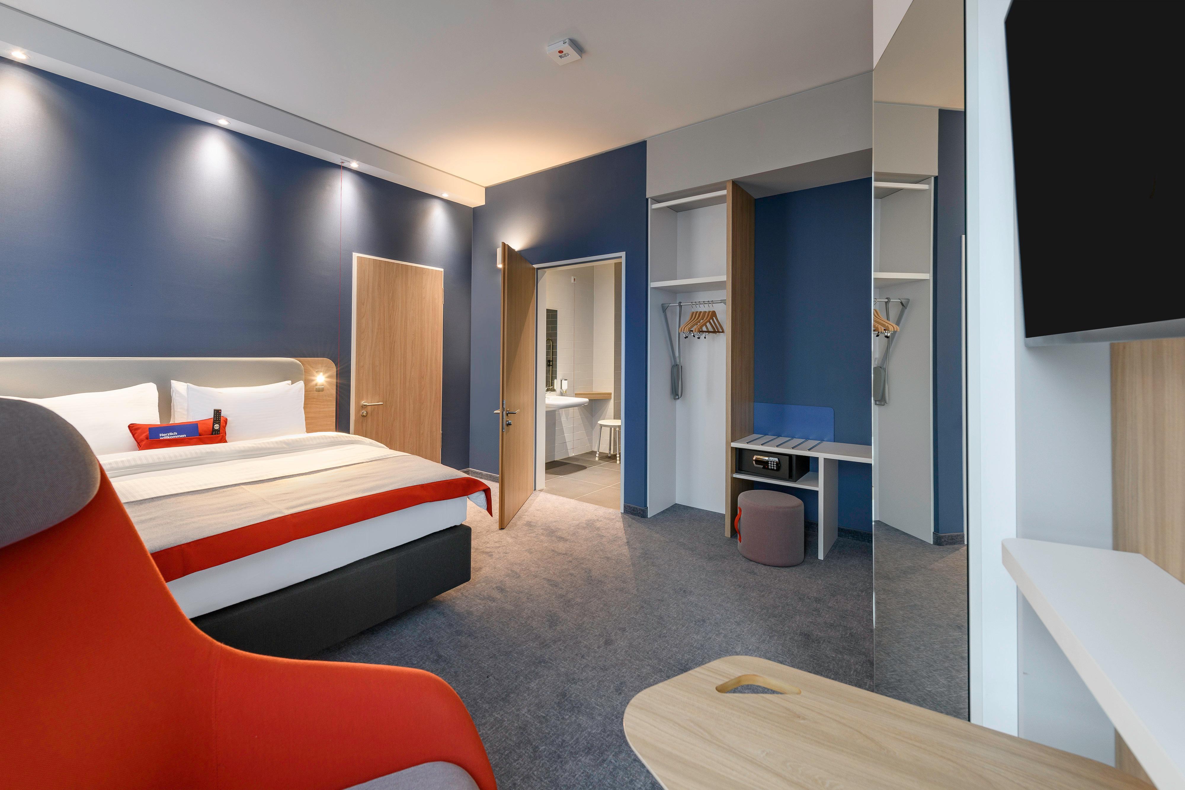 Express - By Ihg