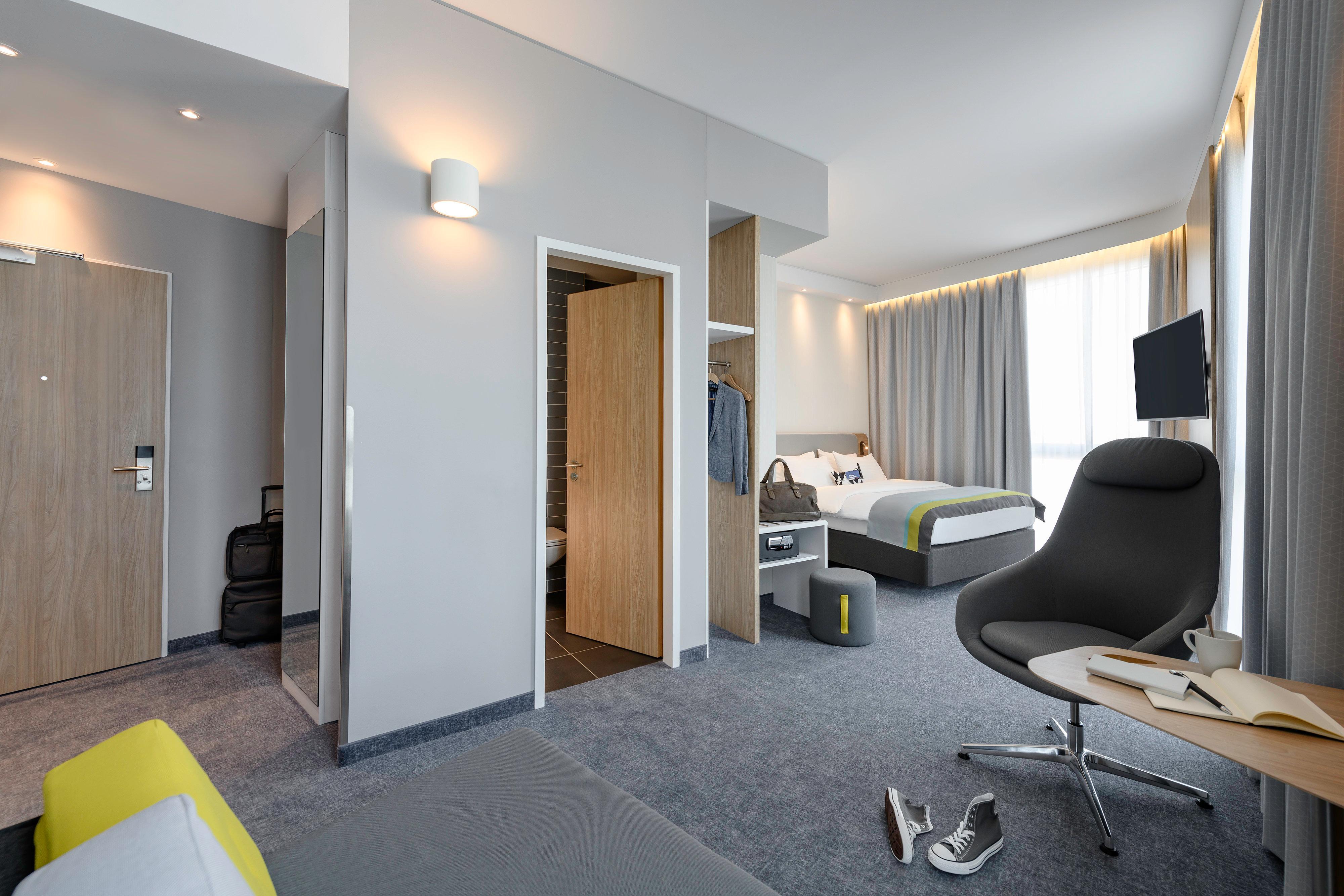 Express - By Ihg 3*